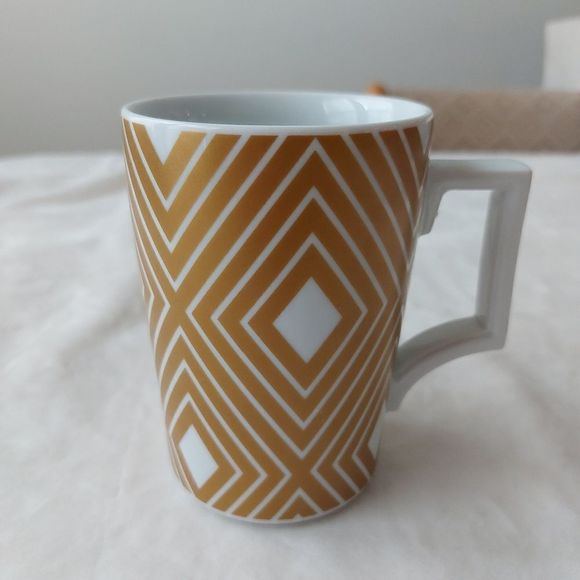 STARBUCKS 2013 Geometric Mug - Picture 1 of 5